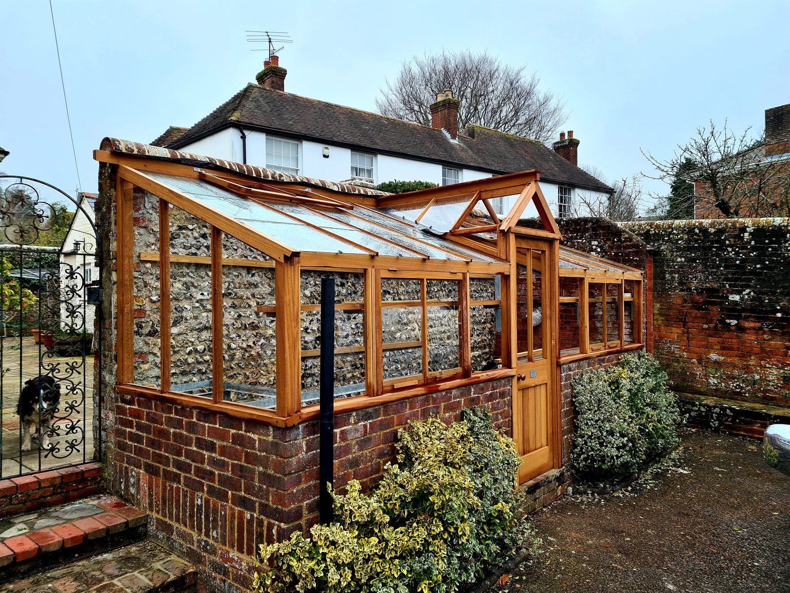 Victorian Glasshouses, Cedar Lath Blinds, Messenger Glasshouse, Cast
